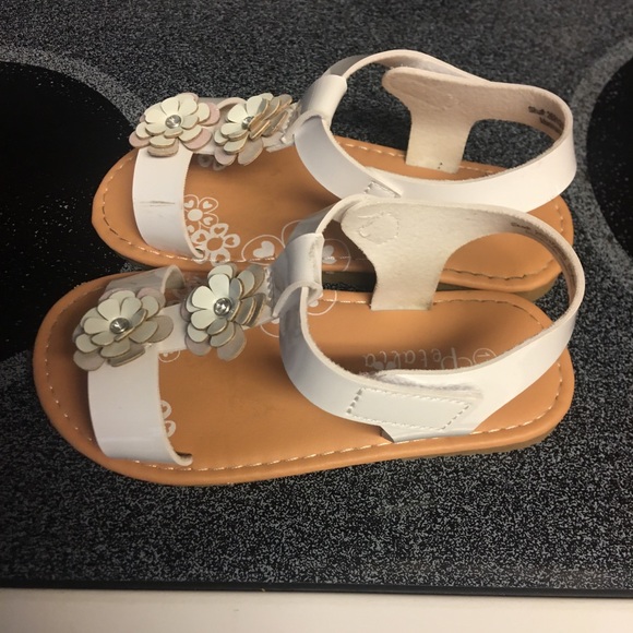 Girls Sandals size 11 - Picture 6 of 8